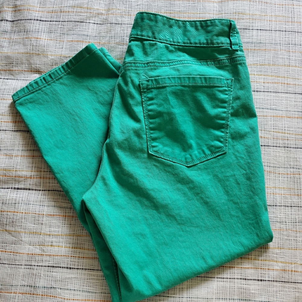 Cute cropped jeans!